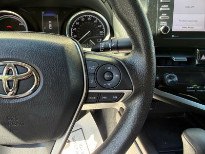 2022 Toyota Camry Hybrid LE