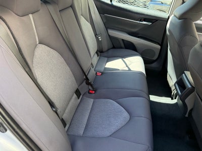 2022 Toyota Camry Hybrid LE