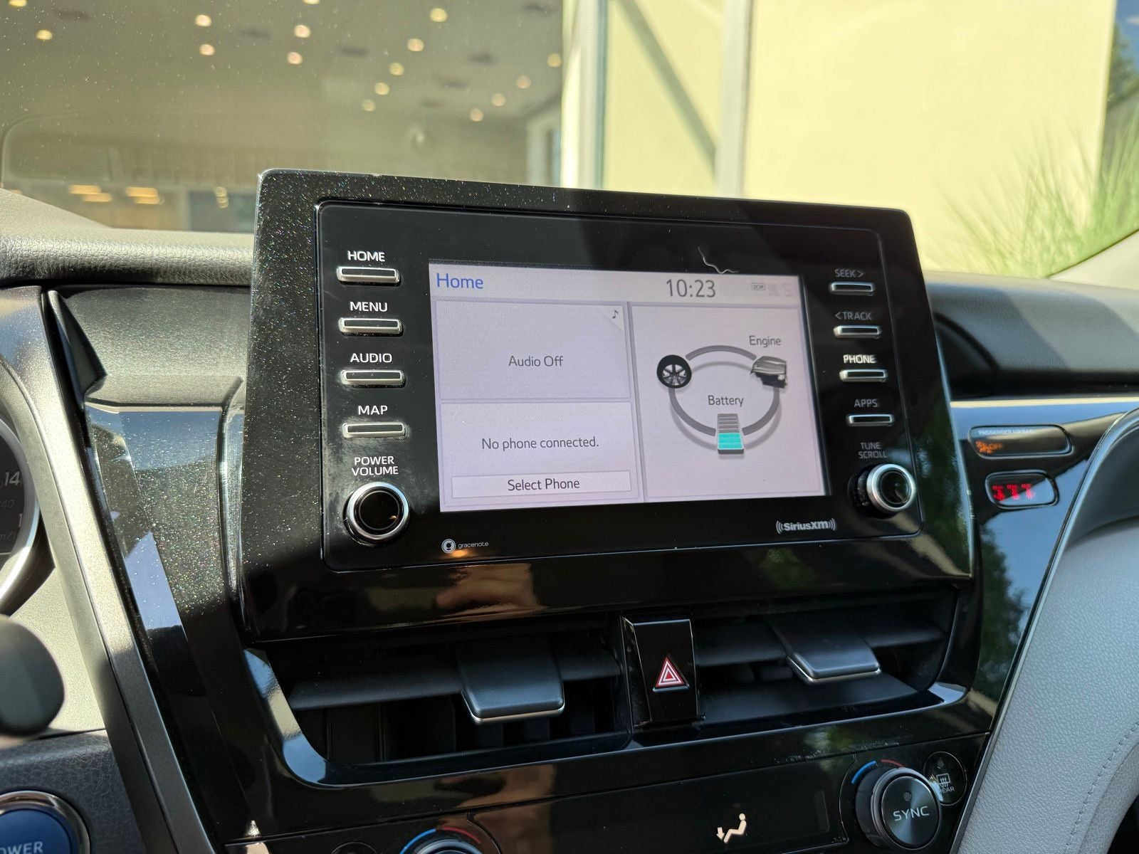 2022 Toyota Camry Hybrid LE