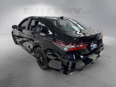 2022 Toyota Camry Hybrid SE Nightshade