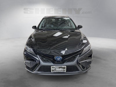 2022 Toyota Camry Hybrid SE Nightshade
