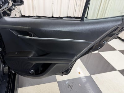 2022 Toyota Camry Hybrid SE Nightshade