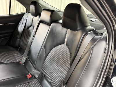 2022 Toyota Camry Hybrid SE Nightshade