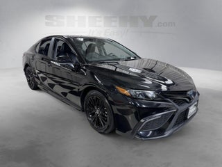 2022 Toyota Camry Hybrid SE Nightshade