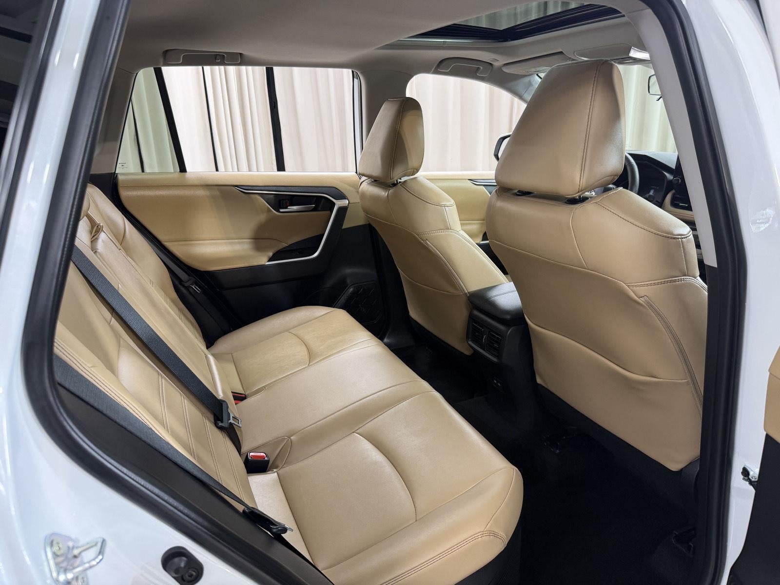 2024 Toyota Rav4 Hybrid XLE Premium