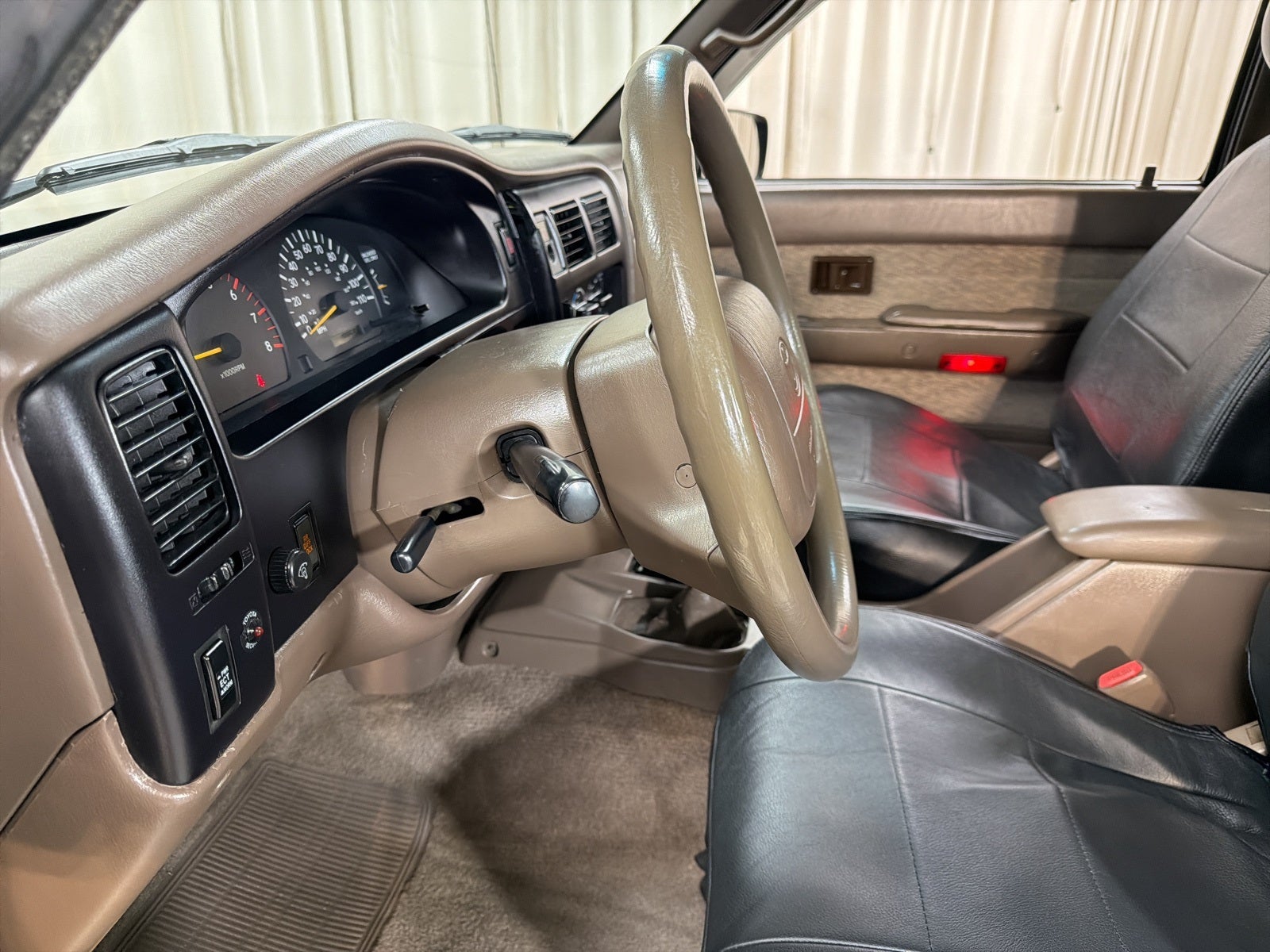 1999 Toyota Tacoma Base V6