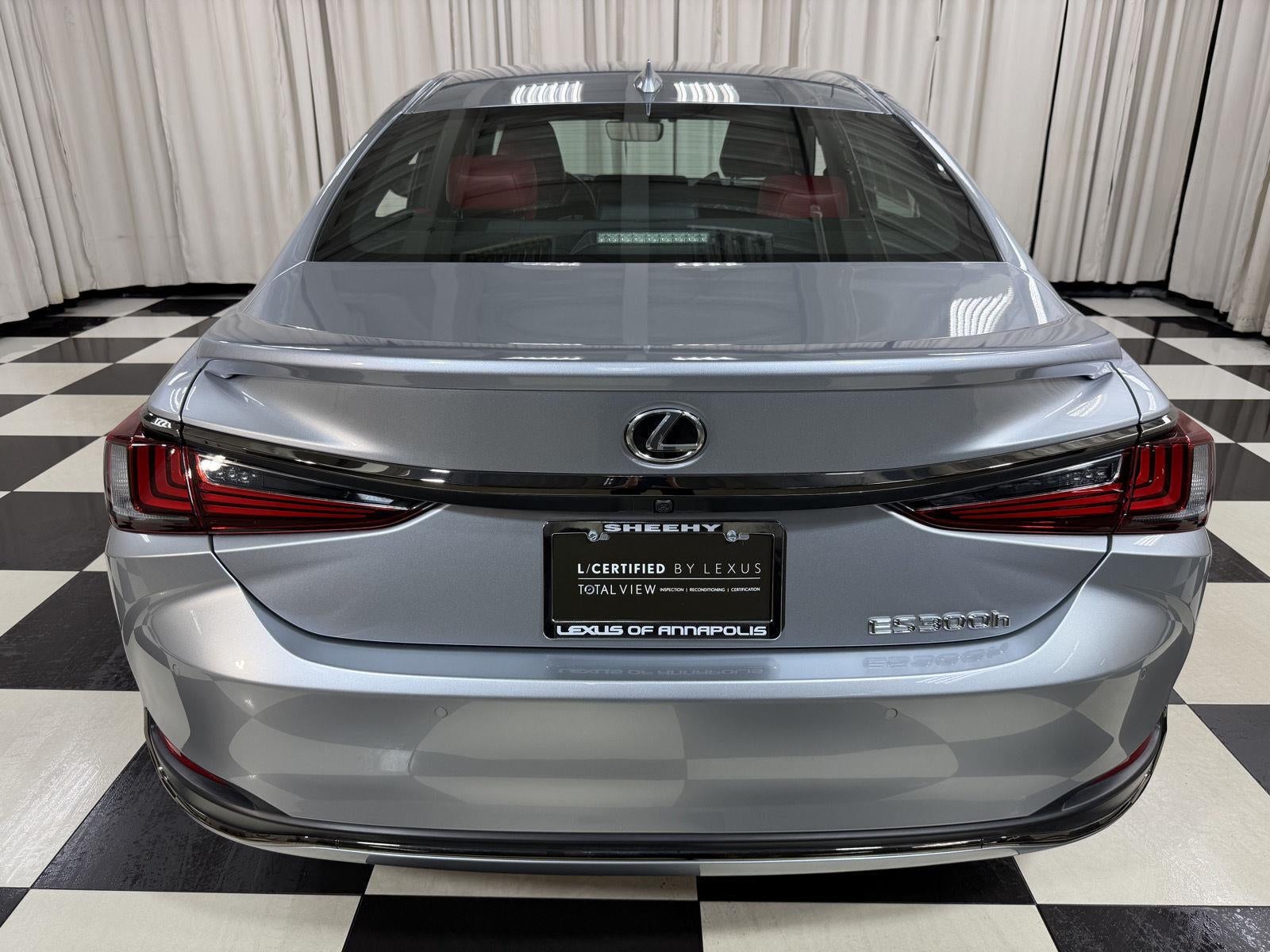 2024 Lexus ES ES 300h F SPORT Handling