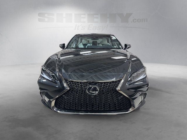 2024 Lexus ES 300h F SPORT Handling