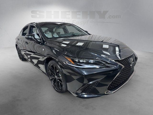 2024 Lexus ES 300h F SPORT Handling