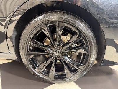 2024 Lexus ES 300h F SPORT Handling