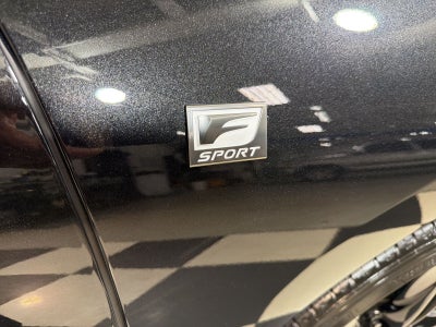 2024 Lexus ES 300h F SPORT Handling