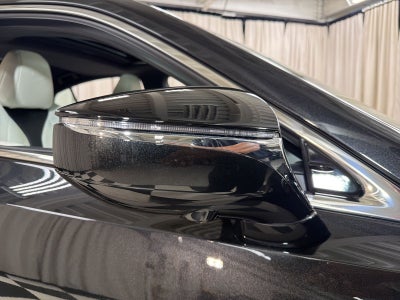 2024 Lexus ES 300h F SPORT Handling