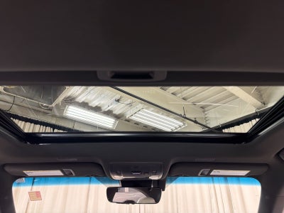 2024 Lexus ES 300h F SPORT Handling