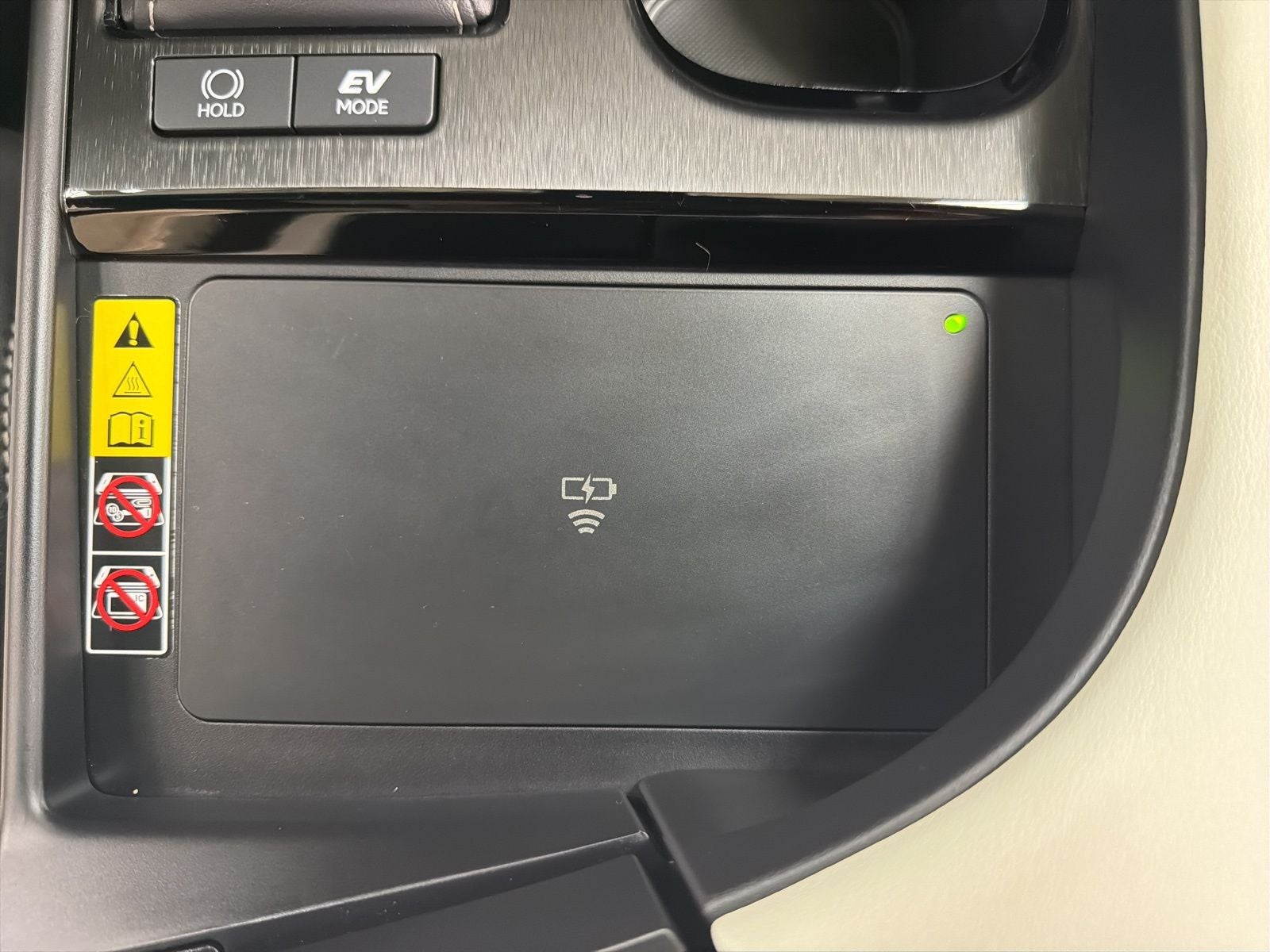 2024 Lexus ES 300h F SPORT Handling