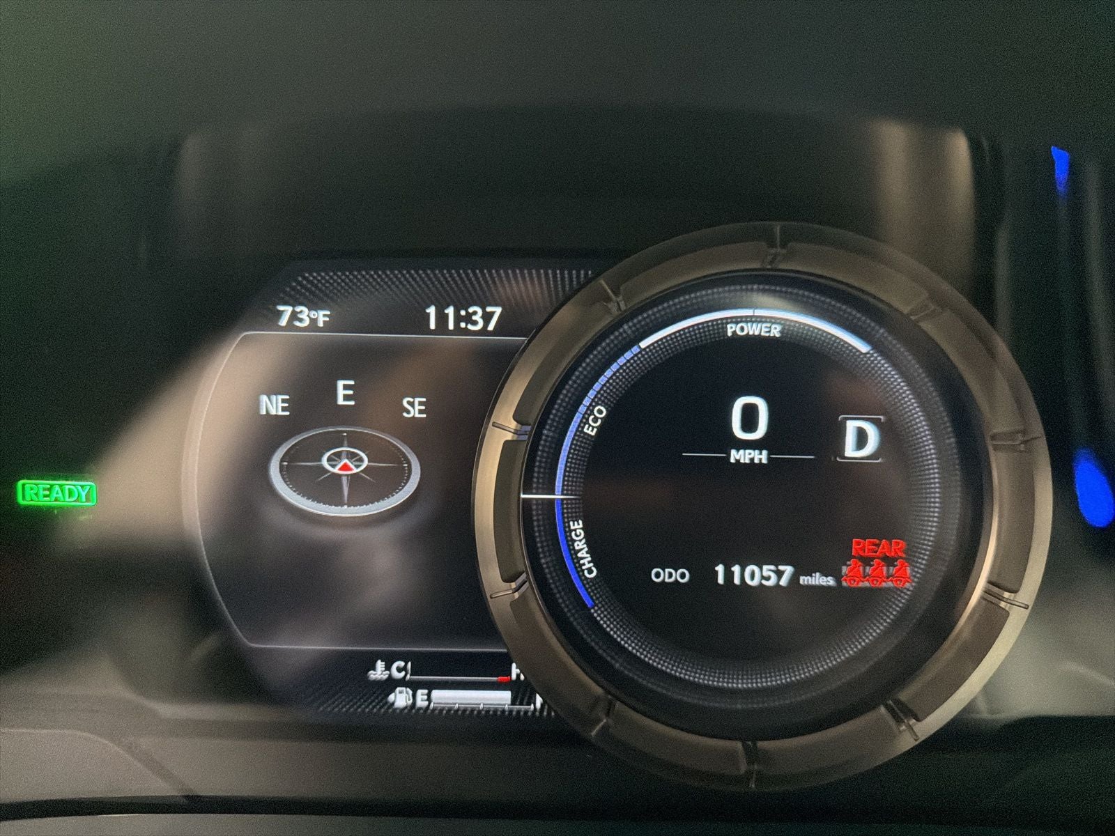 2024 Lexus ES 300h F SPORT Handling