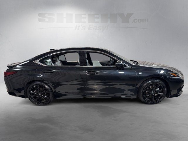 2024 Lexus ES 300h F SPORT Handling