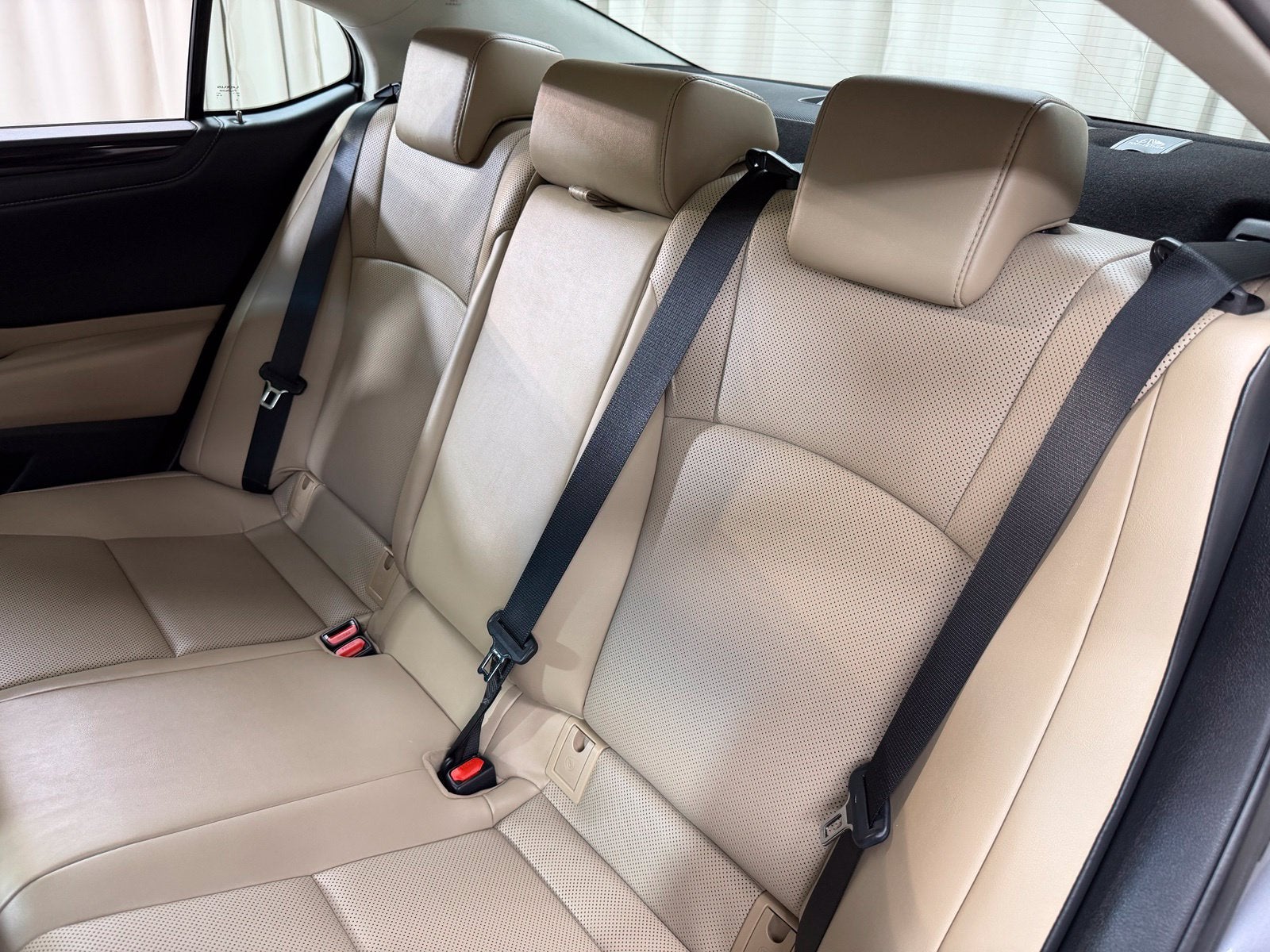 2021 Lexus ES 250