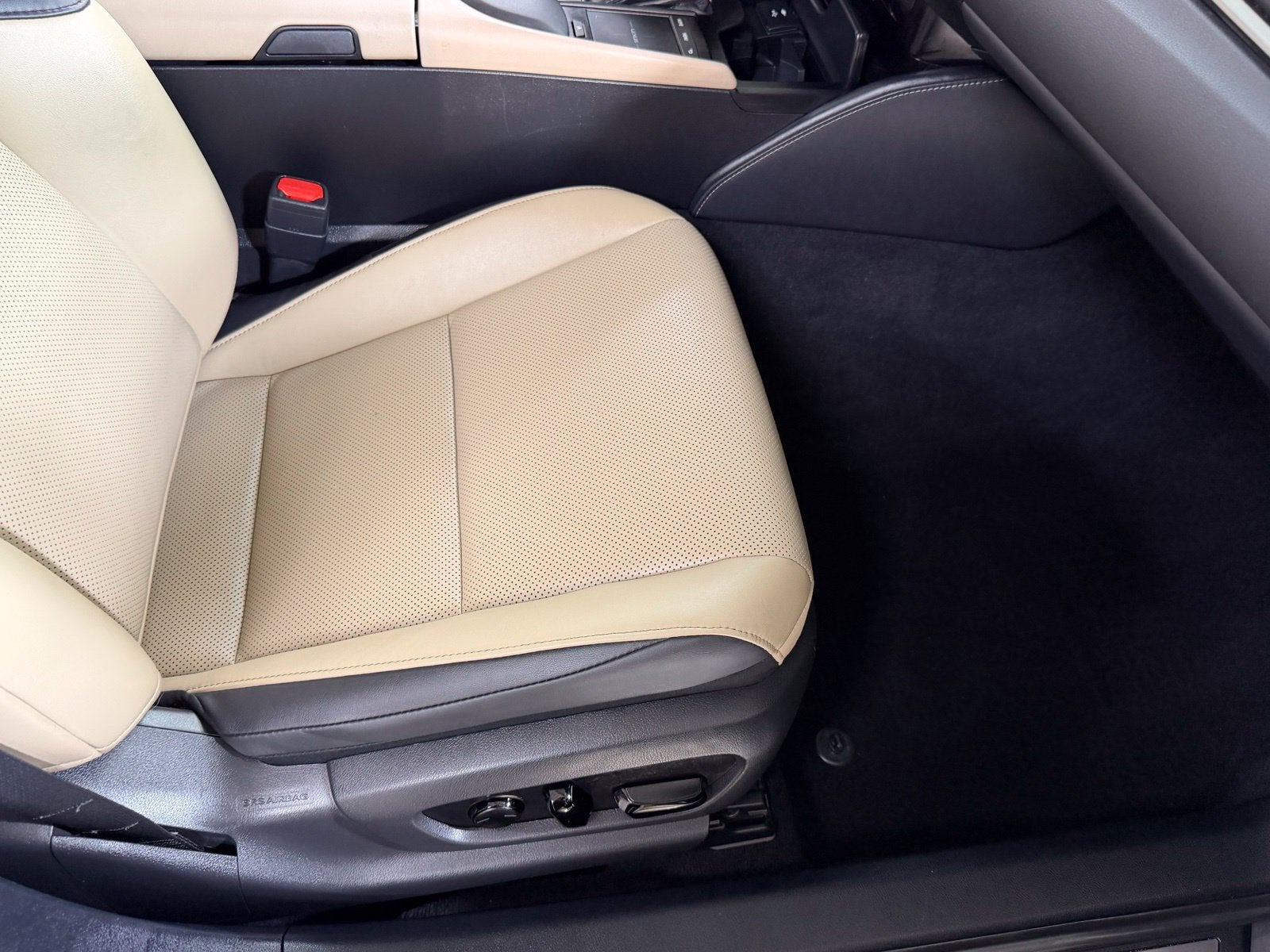 2021 Lexus ES 250