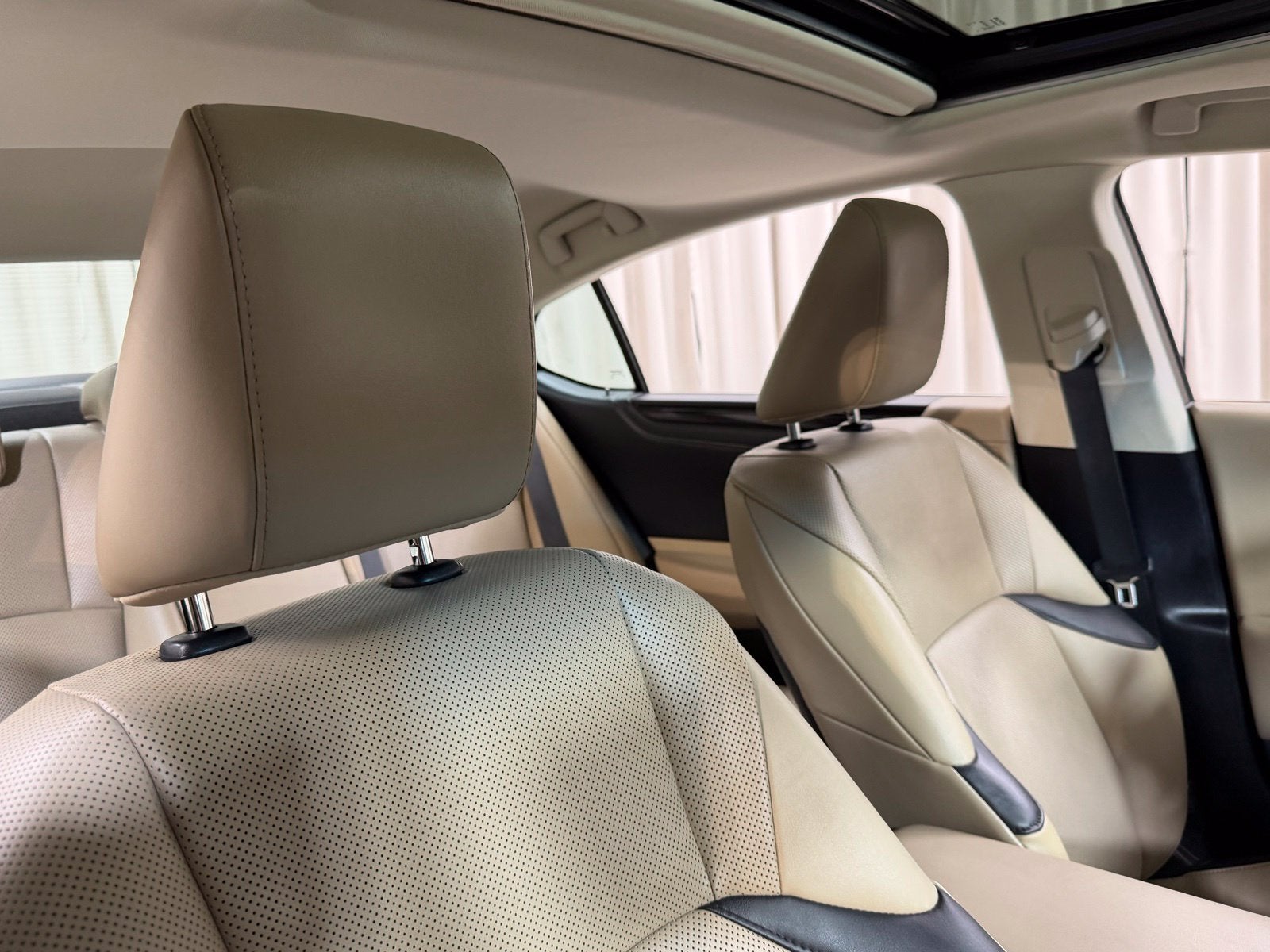 2021 Lexus ES 250