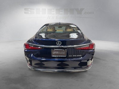 2024 Lexus ES 250