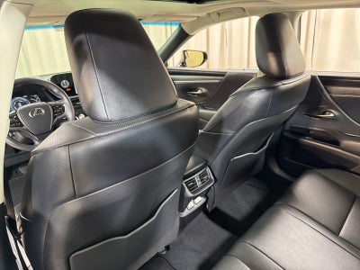 2024 Lexus ES 300h