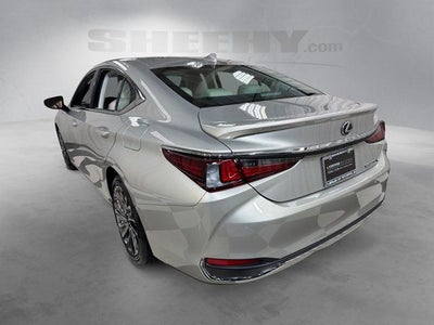 2025 Lexus ES 300h