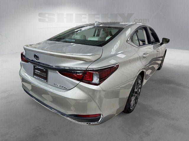 2025 Lexus ES 300h