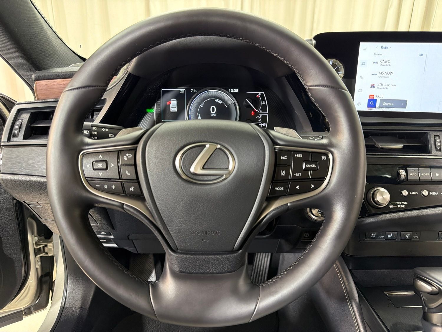 2025 Lexus ES 300h
