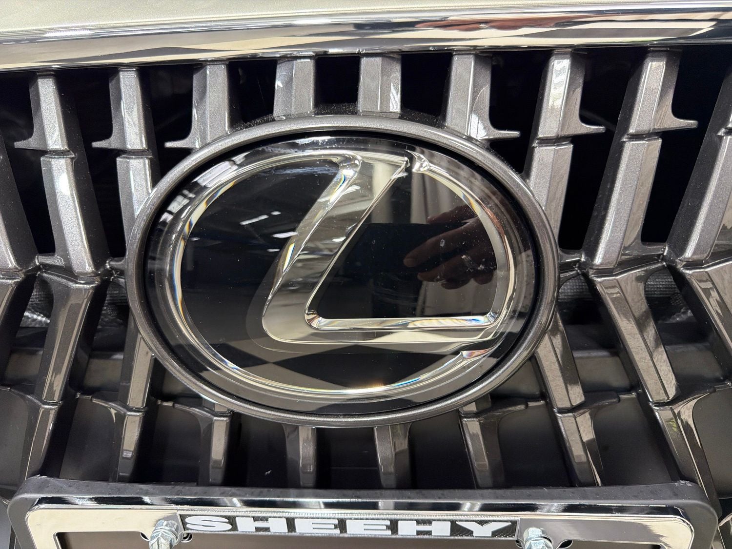 2025 Lexus ES 300h