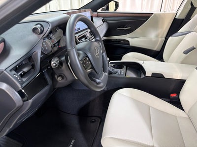 2025 Lexus ES 300h