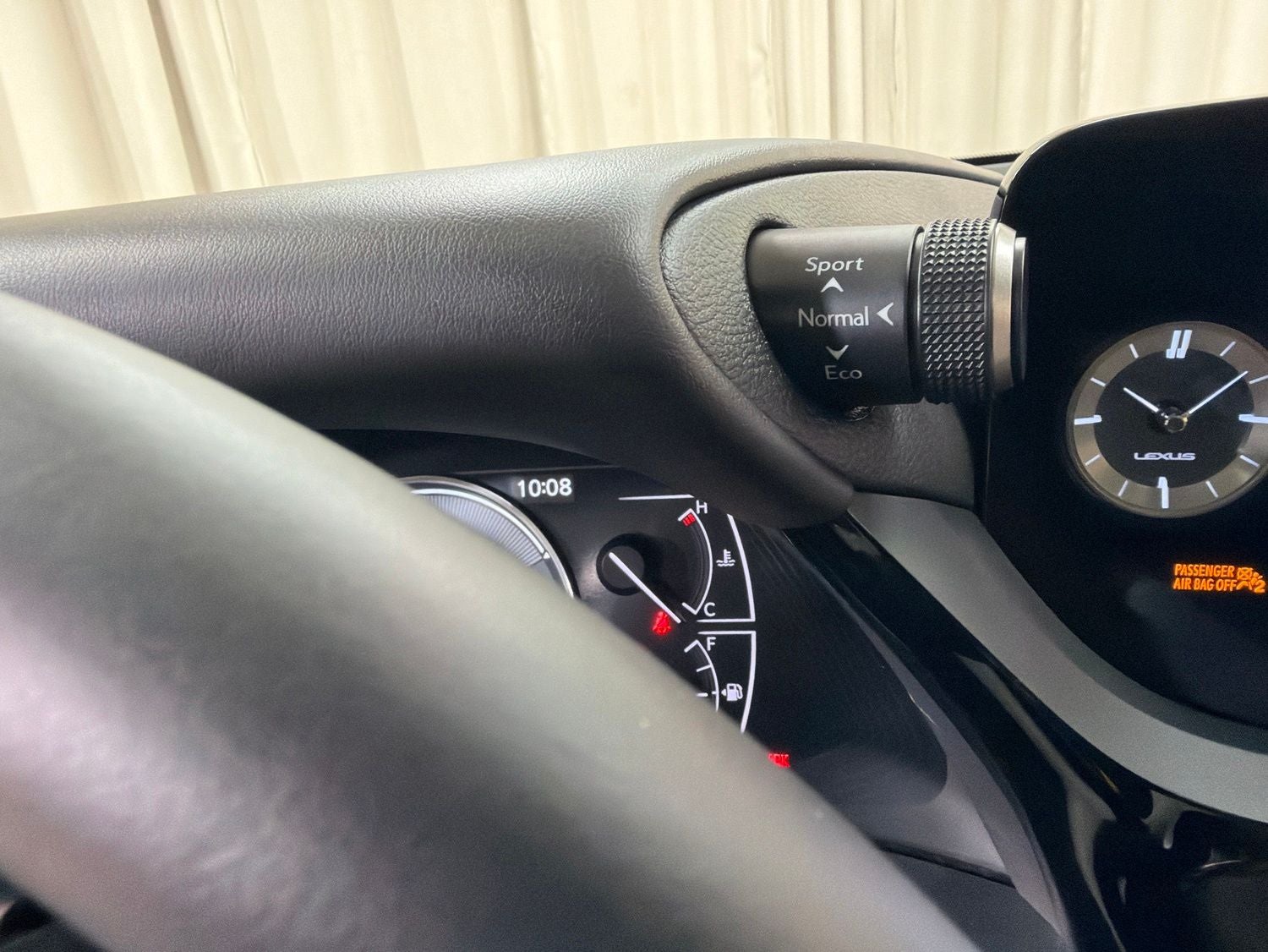 2025 Lexus ES 300h