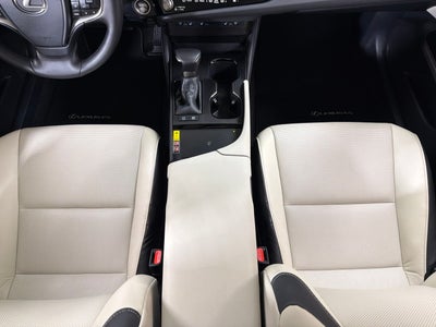 2025 Lexus ES 300h