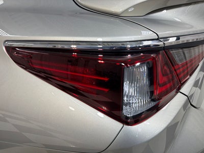 2025 Lexus ES 300h