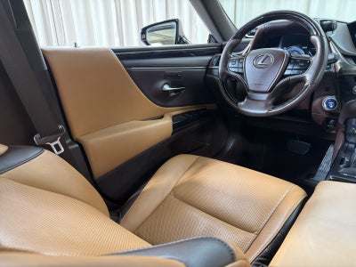 2021 Lexus ES 300h