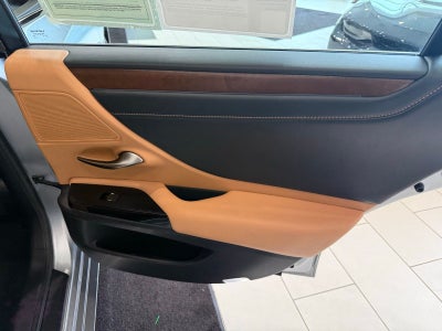 2025 Lexus ES 350