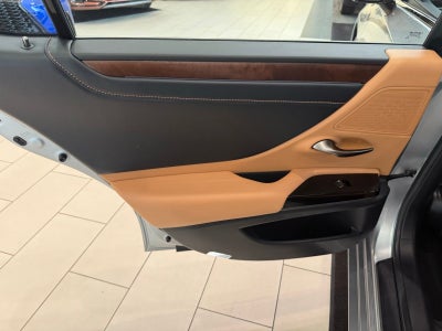 2025 Lexus ES 350