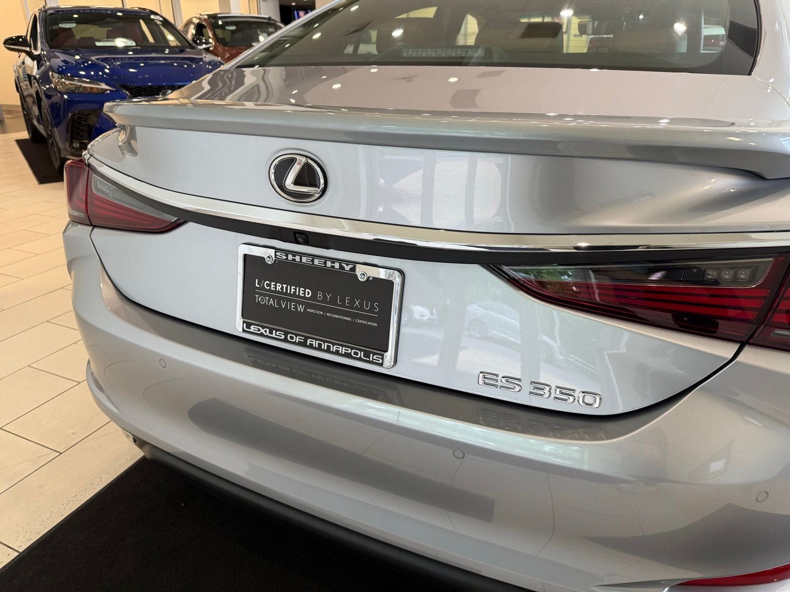 2025 Lexus ES 350