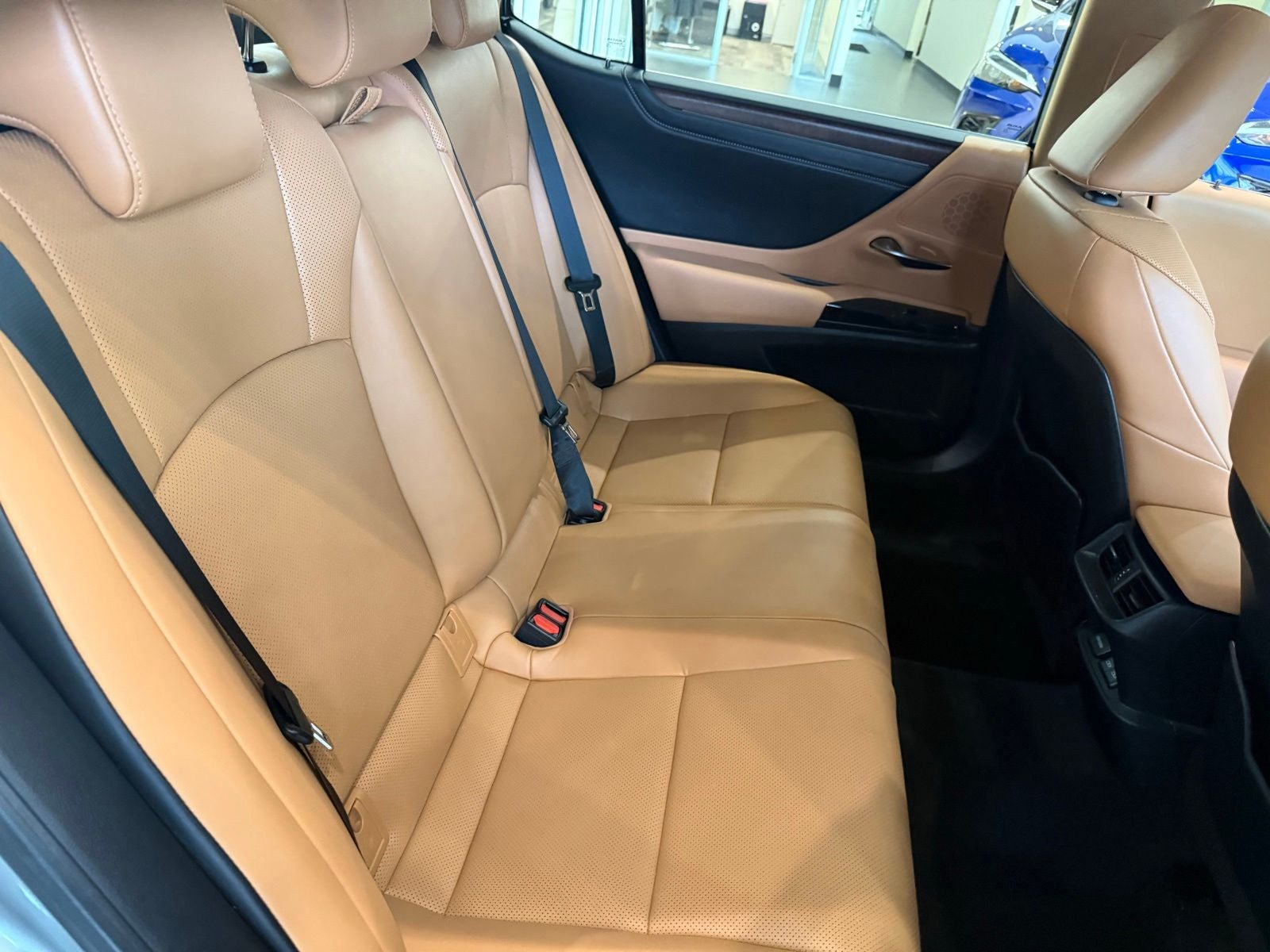 2025 Lexus ES 350