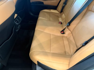 2025 Lexus ES 350