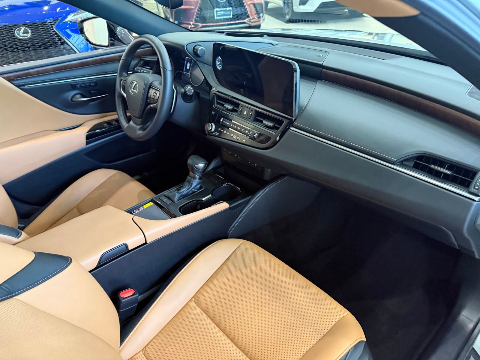 2025 Lexus ES 350