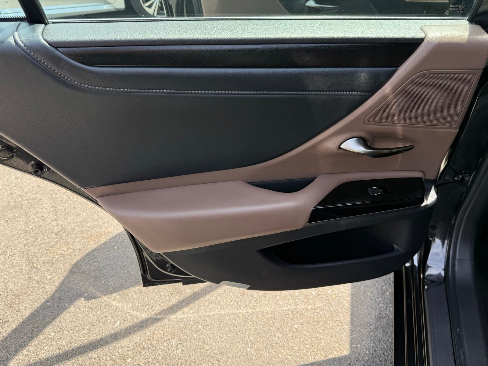 2025 Lexus ES 350