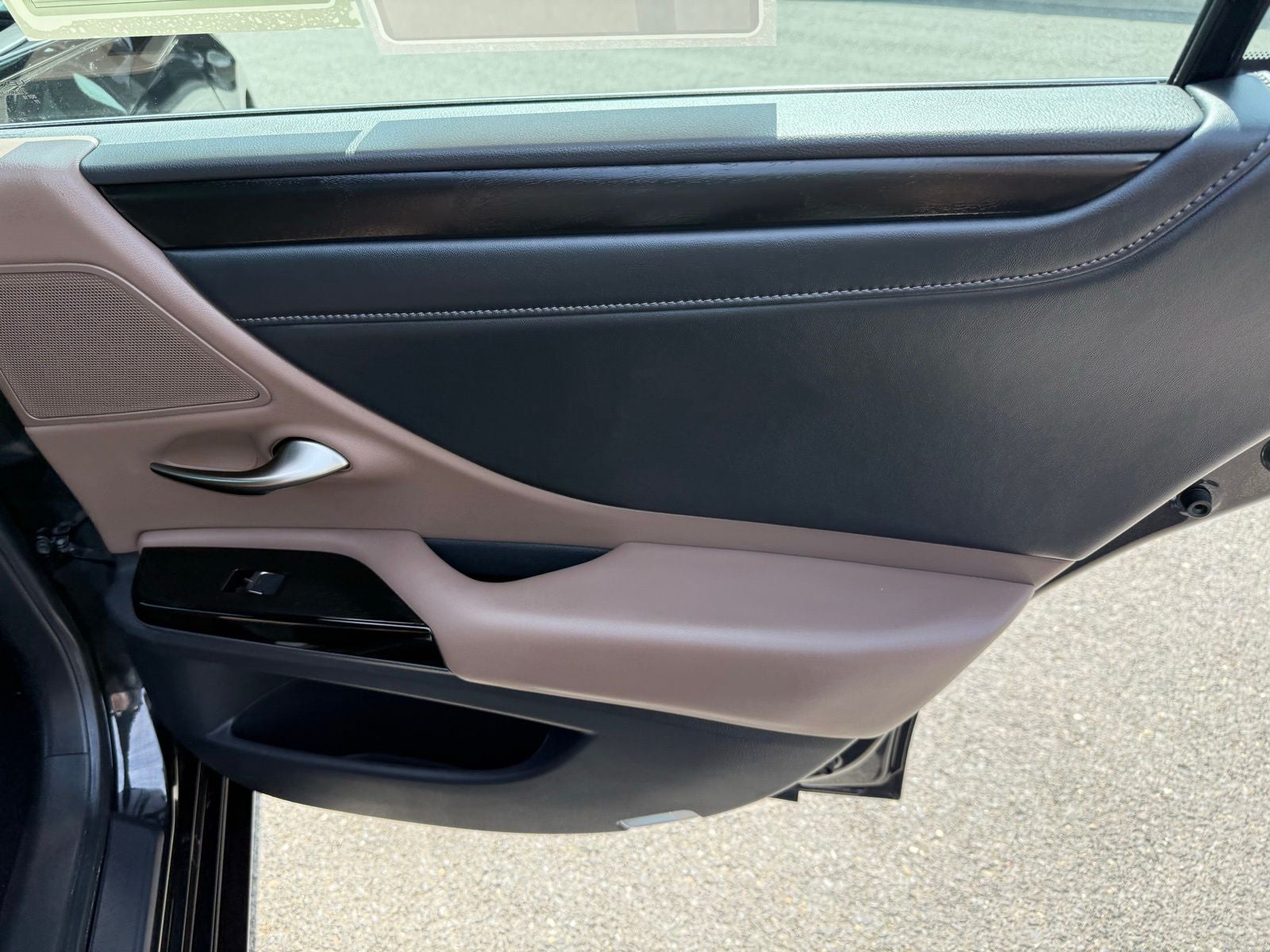 2025 Lexus ES 350