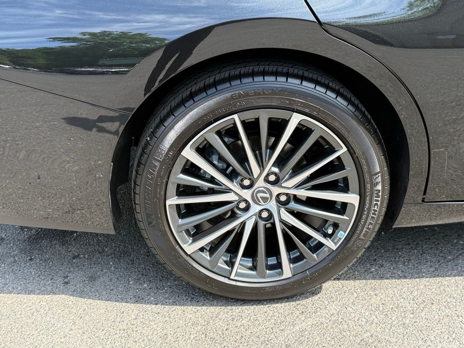 2025 Lexus ES 350