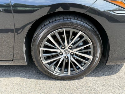 2025 Lexus ES 350