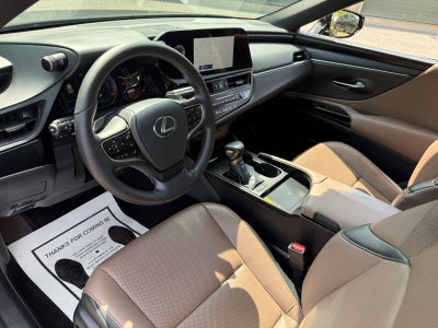 2025 Lexus ES 350
