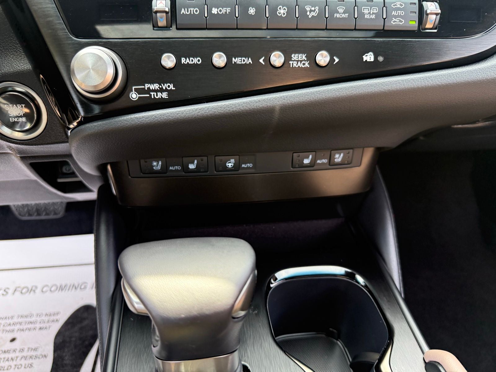 2025 Lexus ES 350
