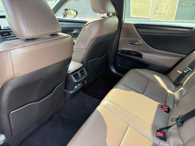 2025 Lexus ES 350