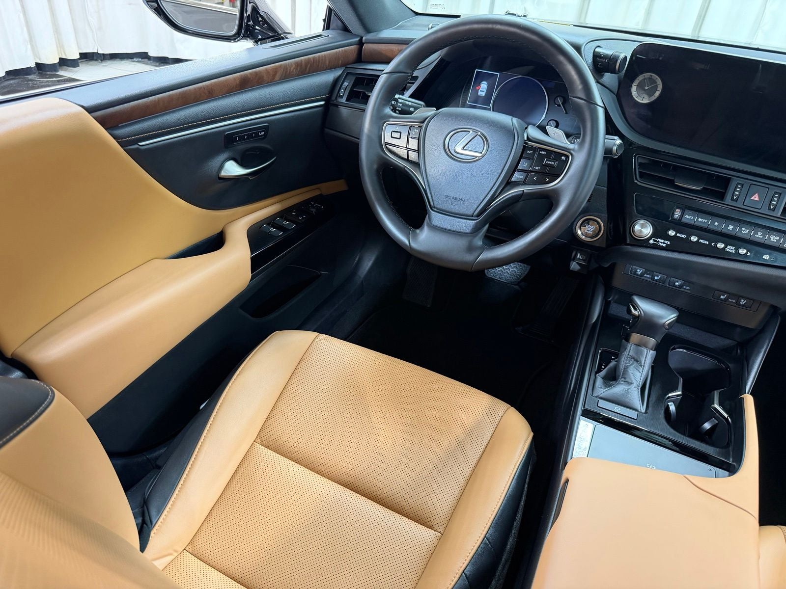 2024 Lexus ES 350