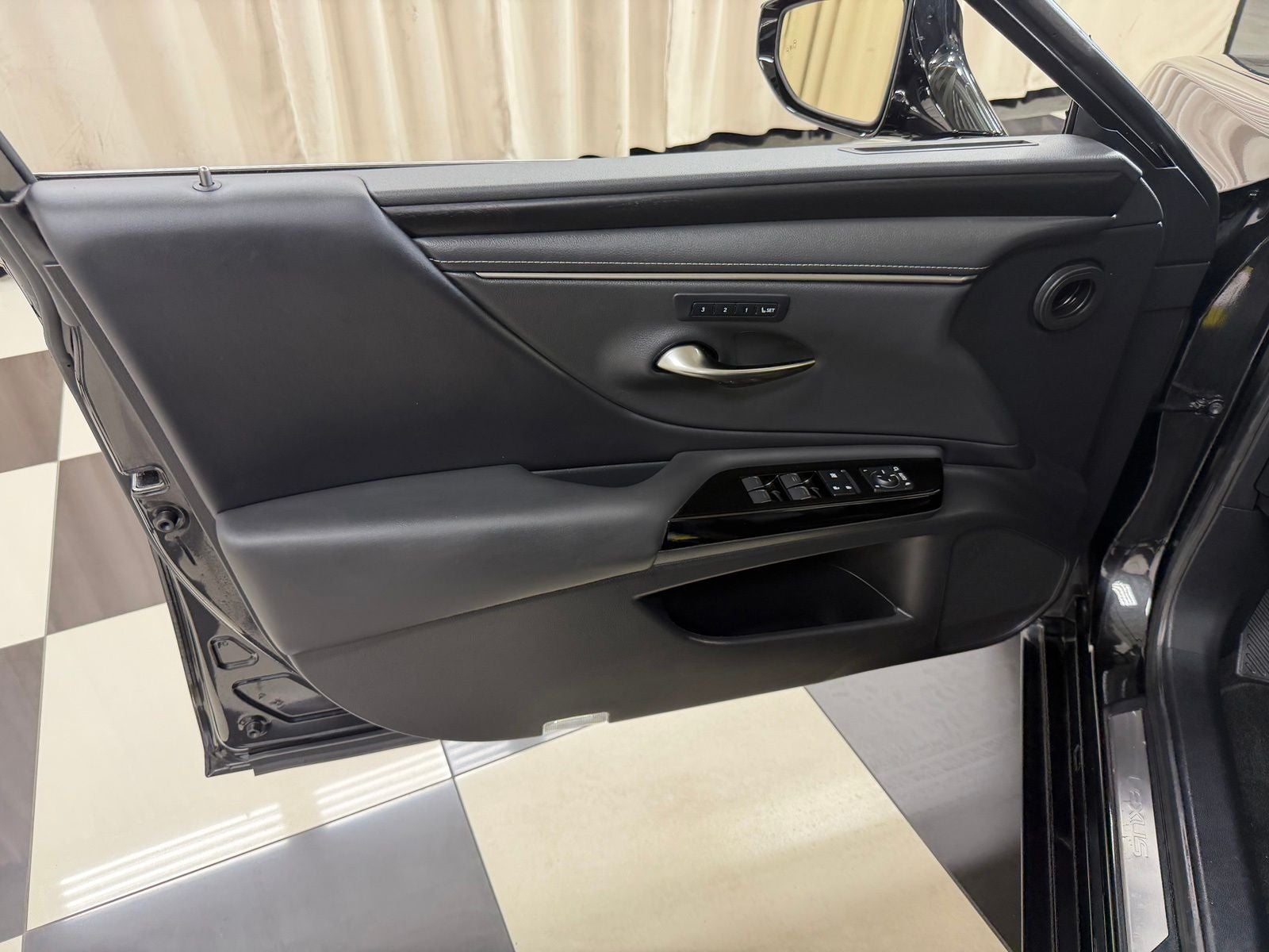 2022 Lexus ES 350
