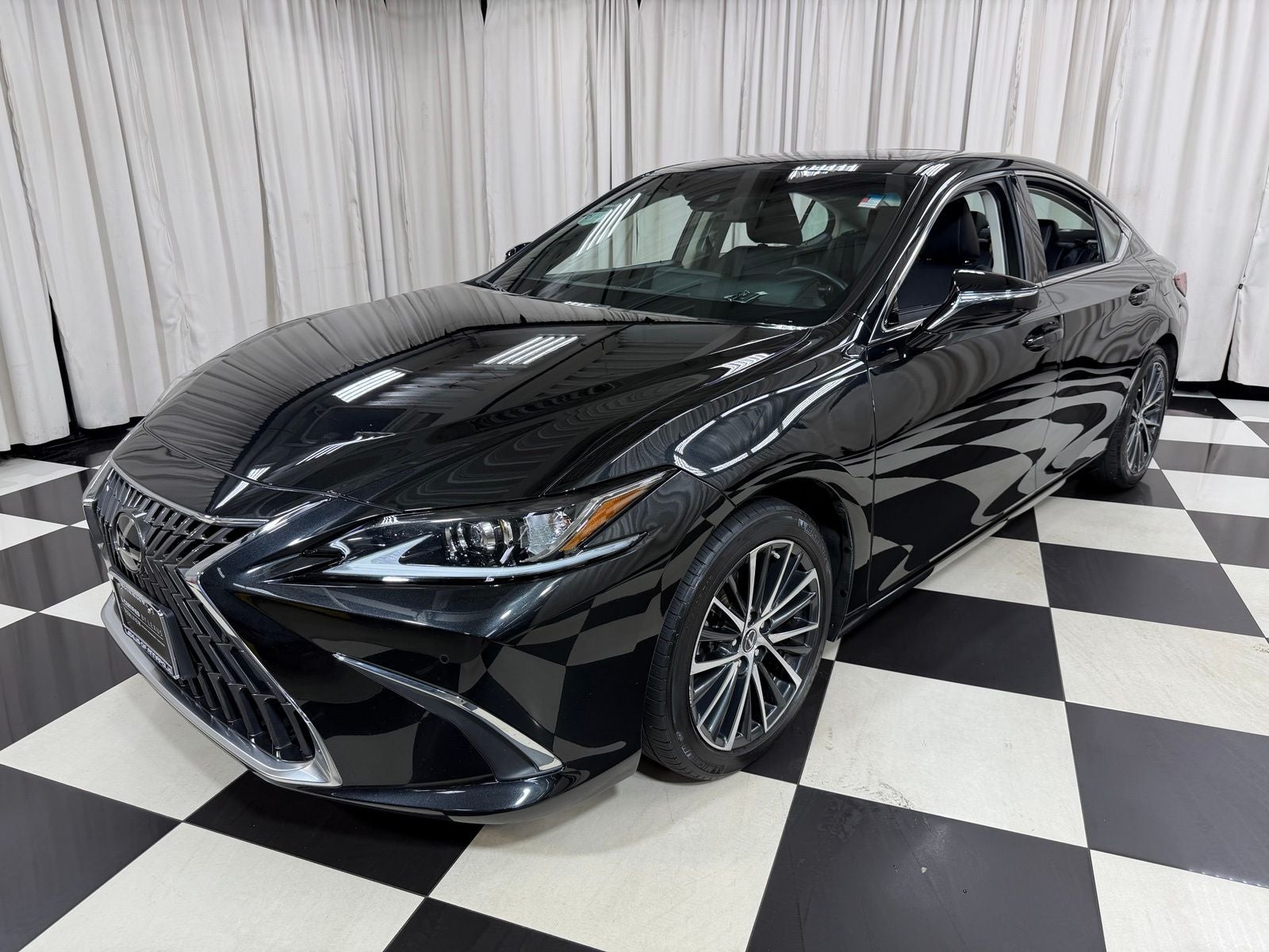2022 Lexus ES 350